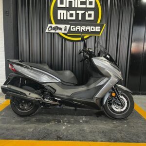 KYMCO<br>X TOWN 250 - Negro
